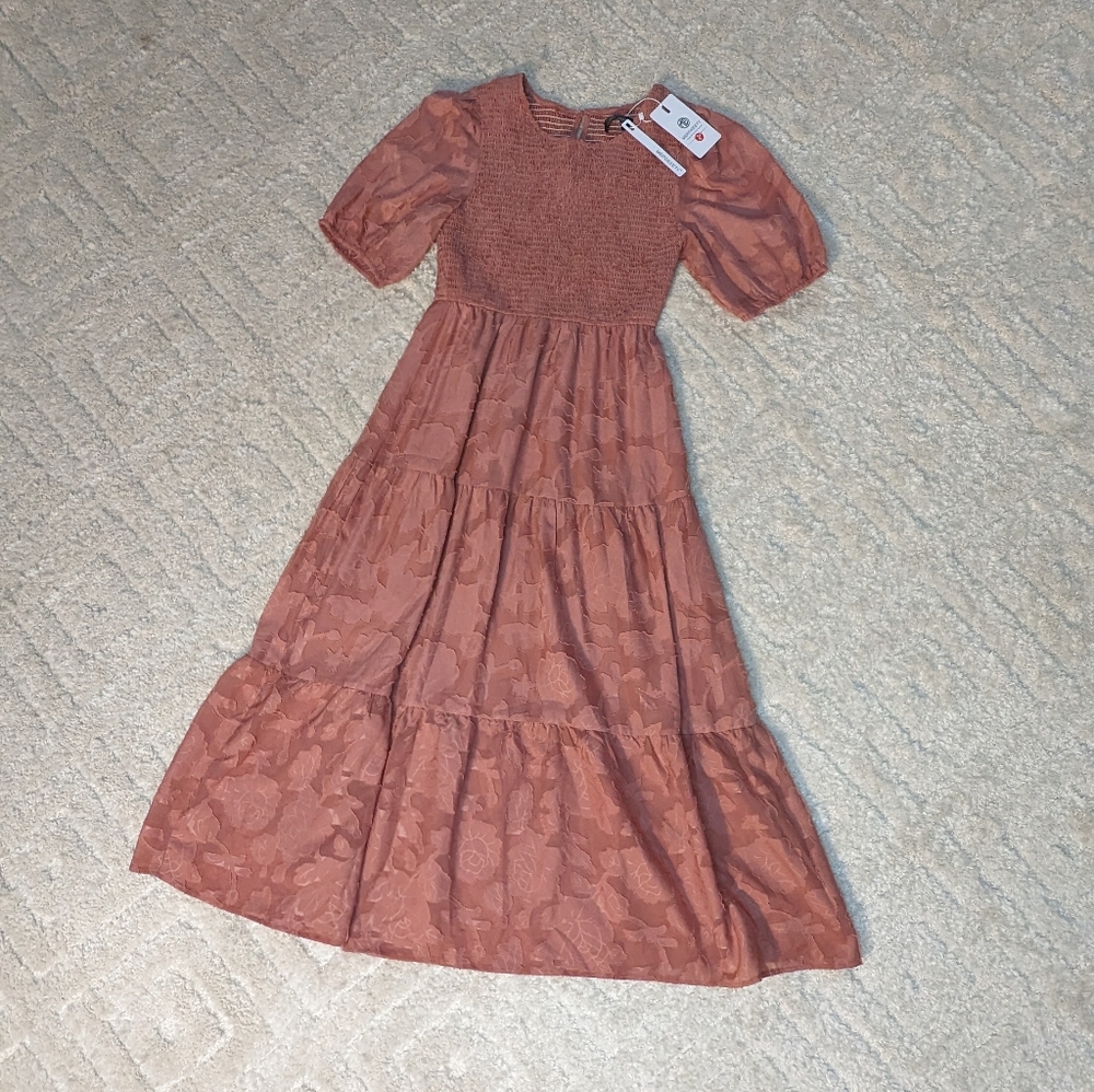 Merokeety Tea Rose Short Puff Sleeve Smocked Bodice Tiered Dress, Small